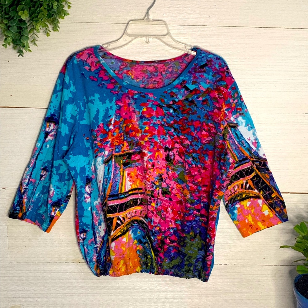 Paris themed 3/4 Length Sleeve Blouse.  Size L.